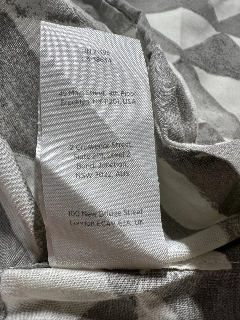 West Elm Modern Triangles Pillow Covers 20x26 Standard Queen Set Of 2